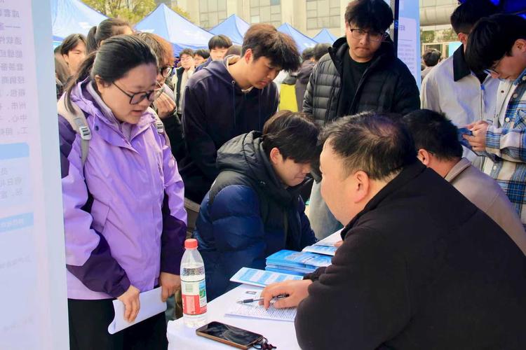 河南高校智慧校园招聘有何新机遇?-图1 河南高校智慧校园招聘有何新机遇?-图1